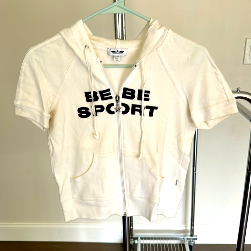BeBe short sleeve top, crop top. hoodie with zipper.